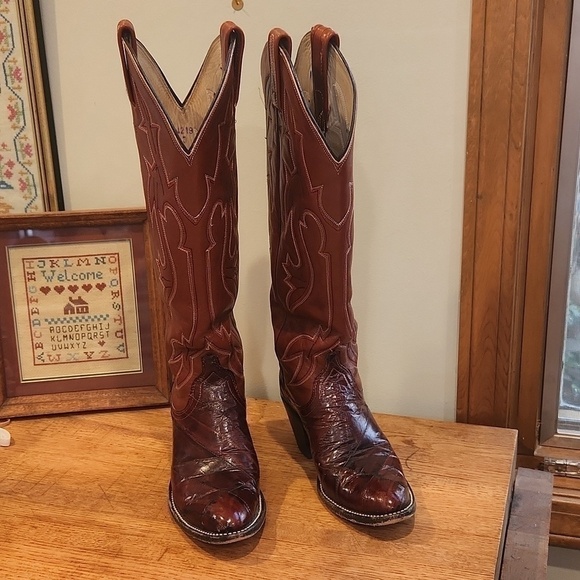 Dan Post Shoes - DAN Post Exotic Eel and Cowhide Cognac Boots Style 4219 Wm 5C Almond toe Vtg